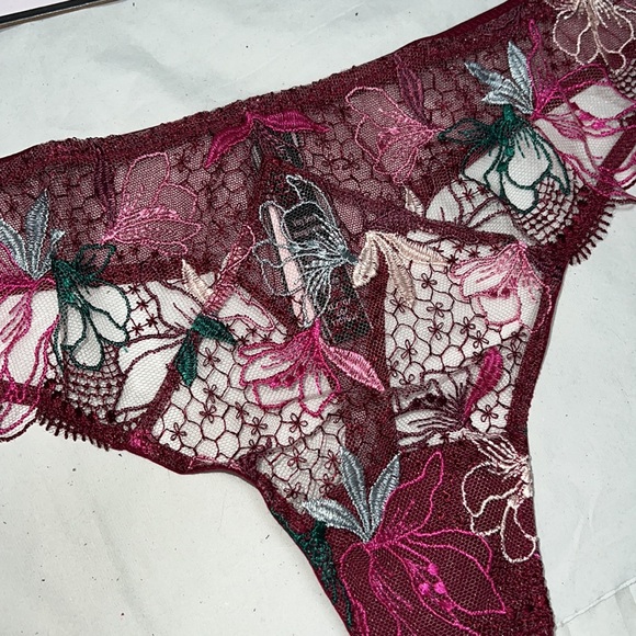 (XL) Victoria's Secret Very Sexy THONG Panty - Picture 6 of 12
